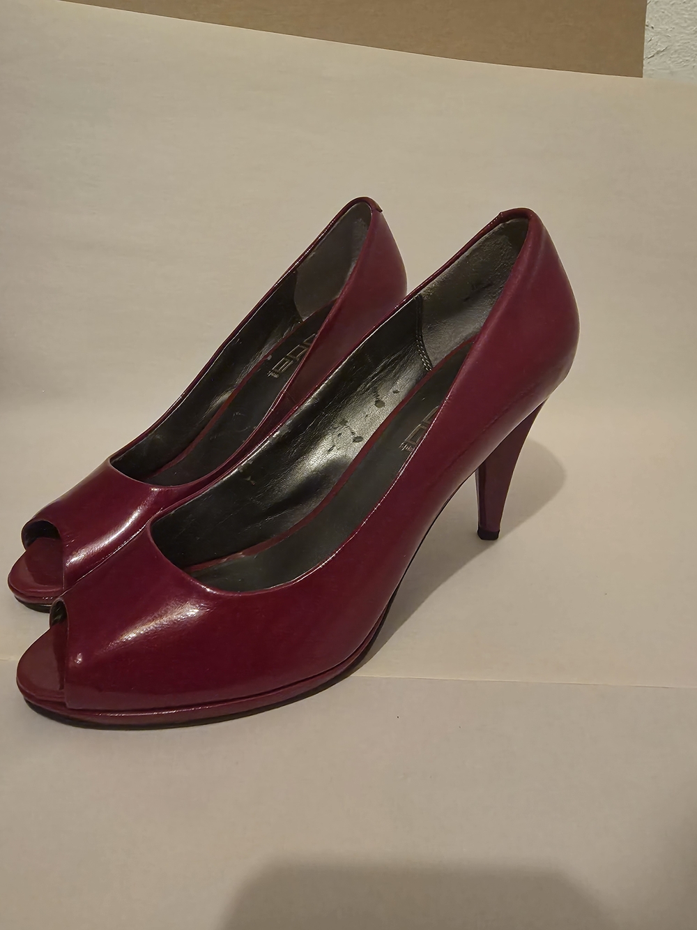 Moda Spana Women's Peep-Toe High Heels in Berry